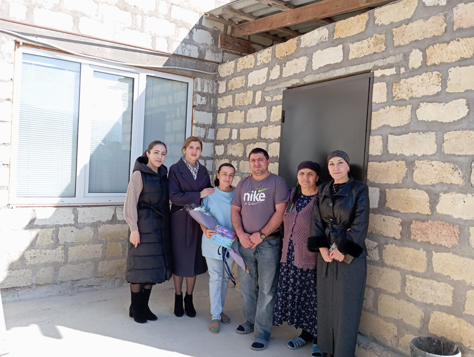 Акция «Дарите женщинам цветы»